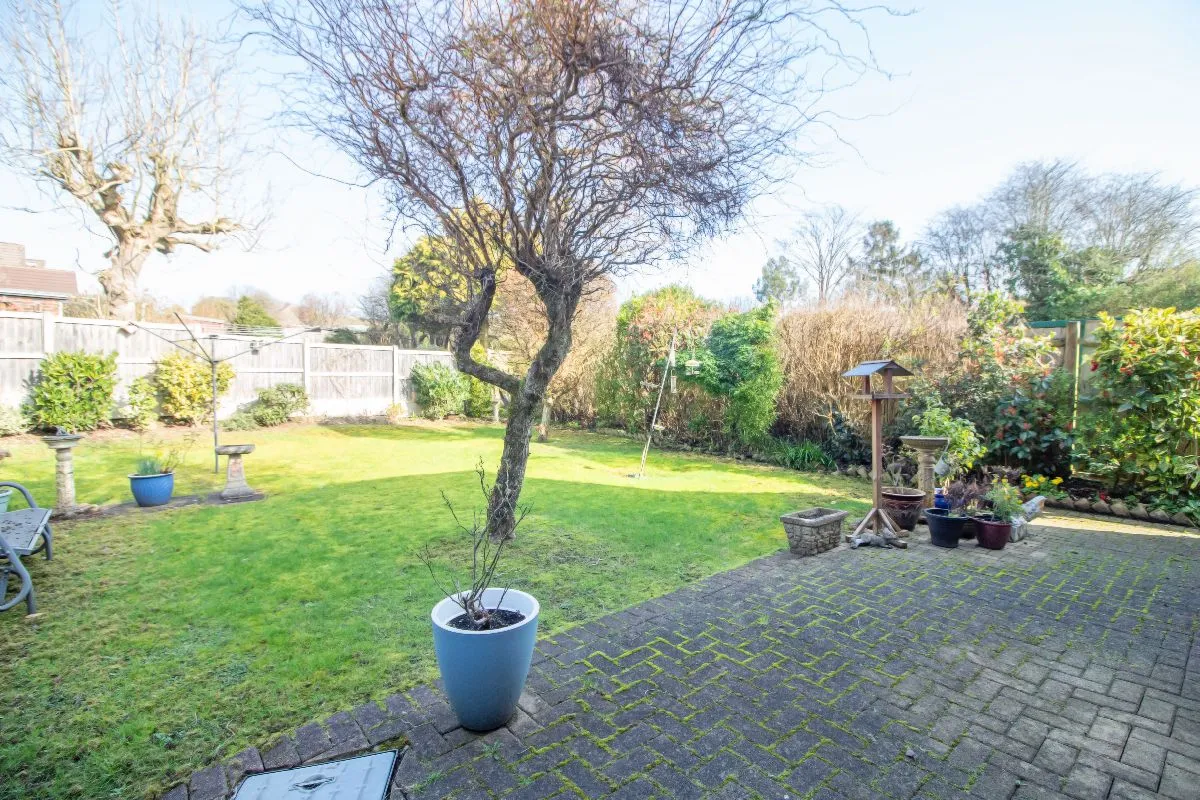 South Road, Waterlooville, PO8 0ER, photo 9