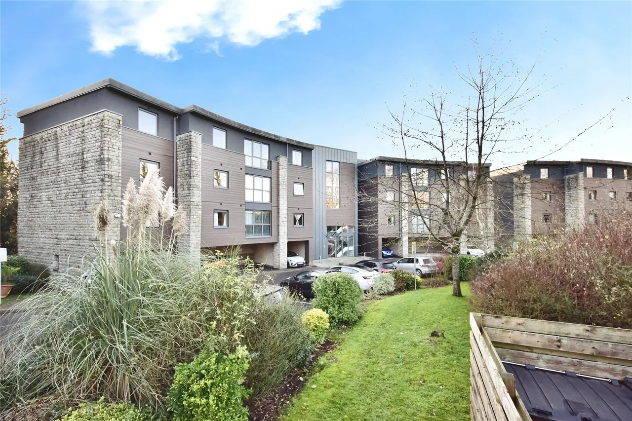 2 bed flat for sale — Sandling Lane, Maidstone, Kent, ME14