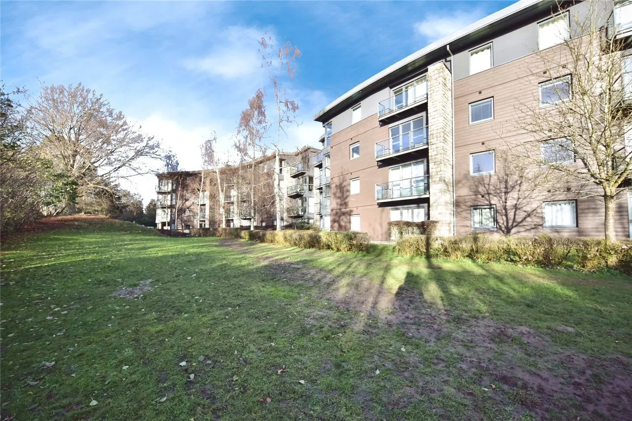 Sandling Lane, Maidstone, Kent, ME14, photo 13