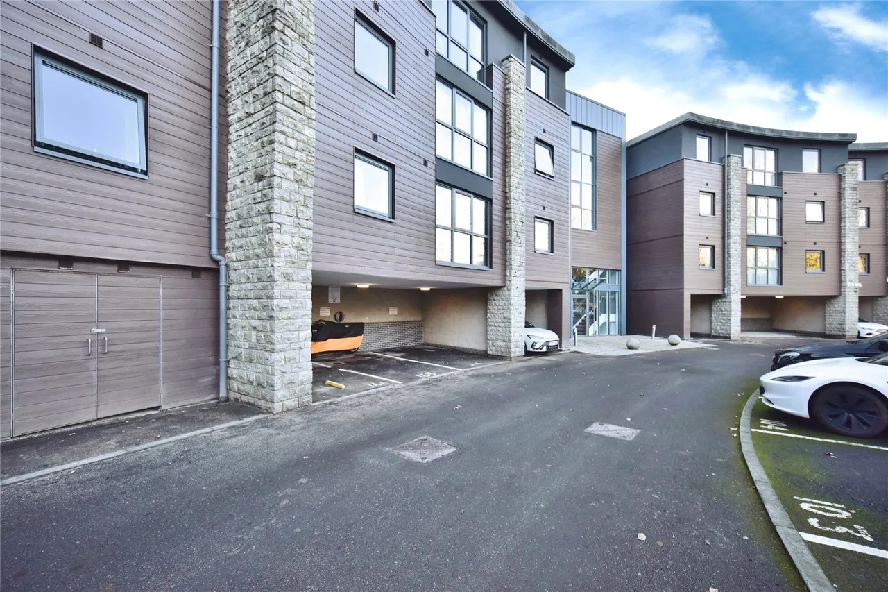 Sandling Lane, Maidstone, Kent, ME14, photo 14