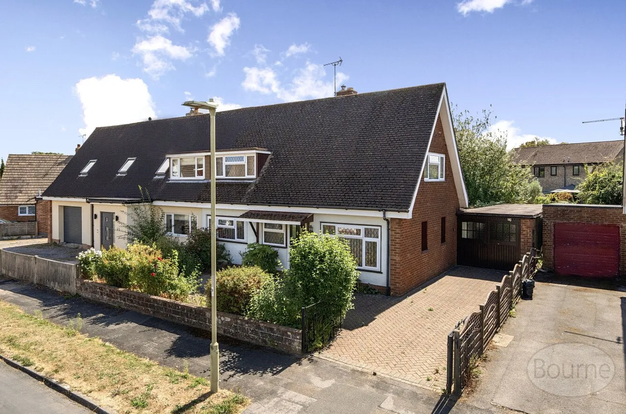 Gloucester Close, Petersfield, GU32, photo 12