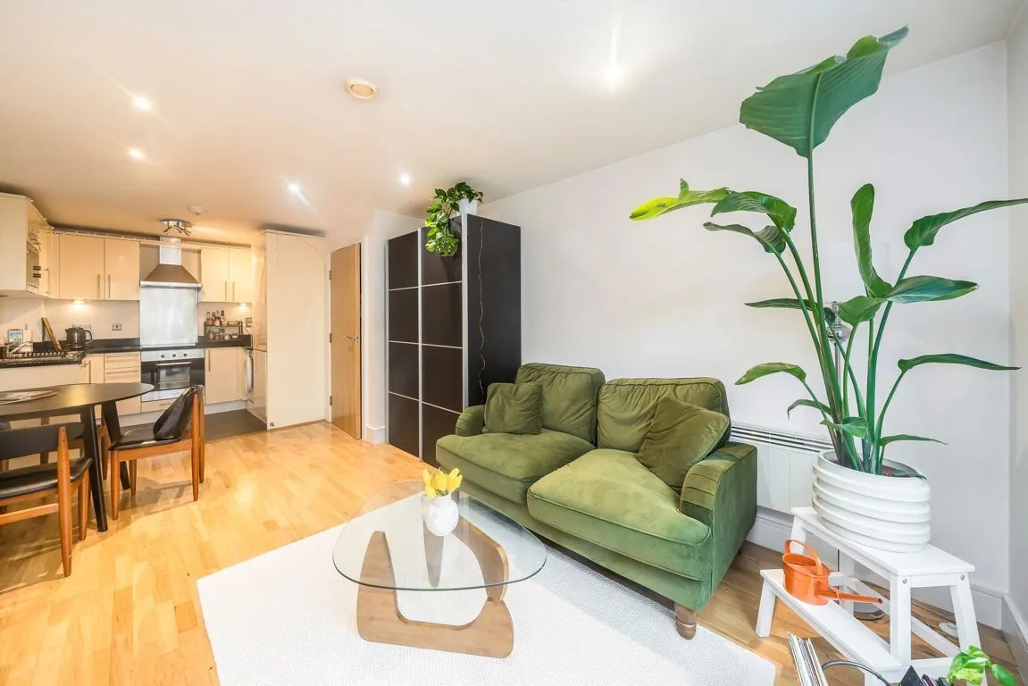 1 bed flat for sale — Cheshire Street, Shoreditch