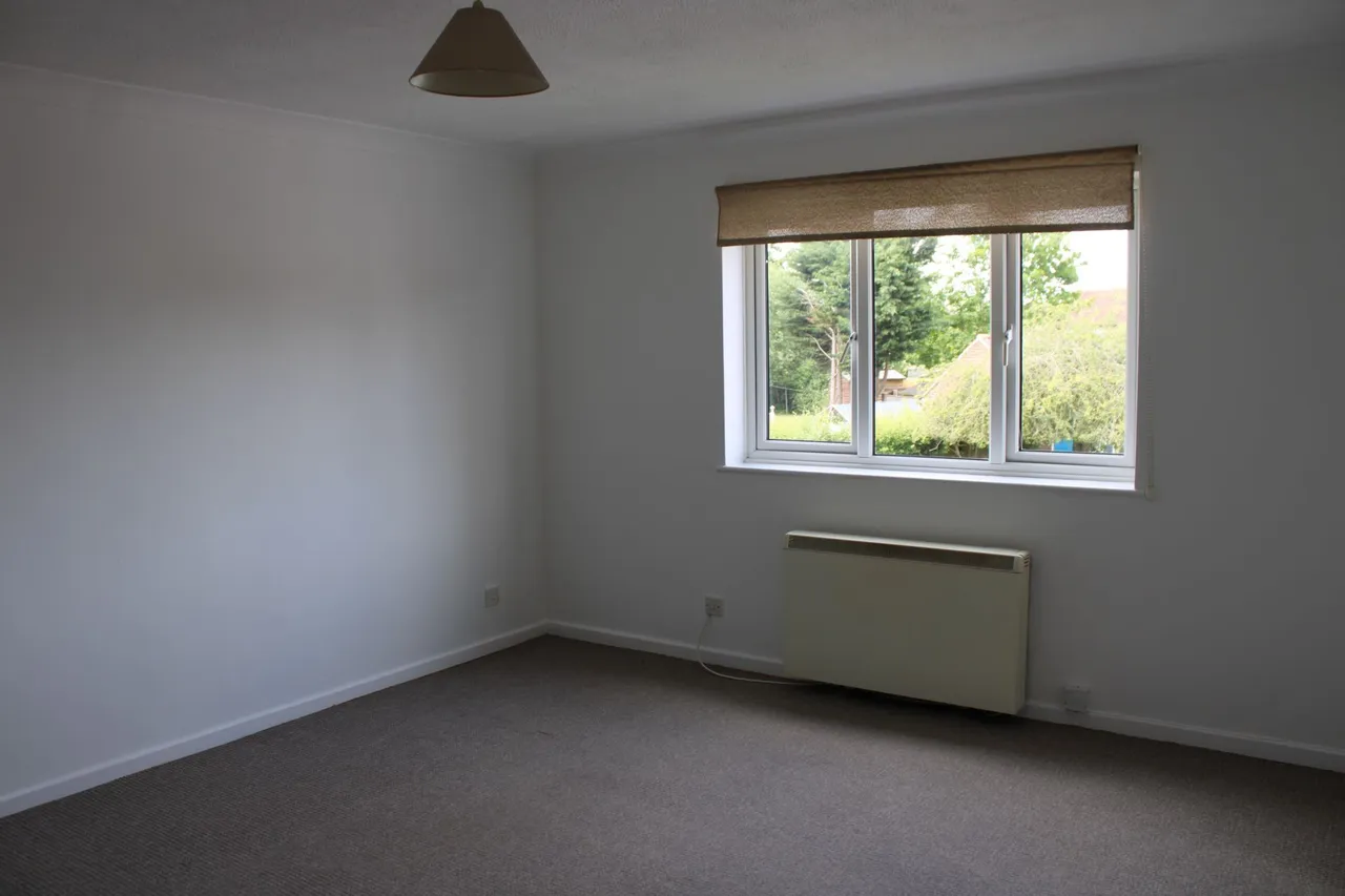 Jasmine Close, Trimley St Martin, Felixstowe, Suffolk, IP11 0UY, photo 3