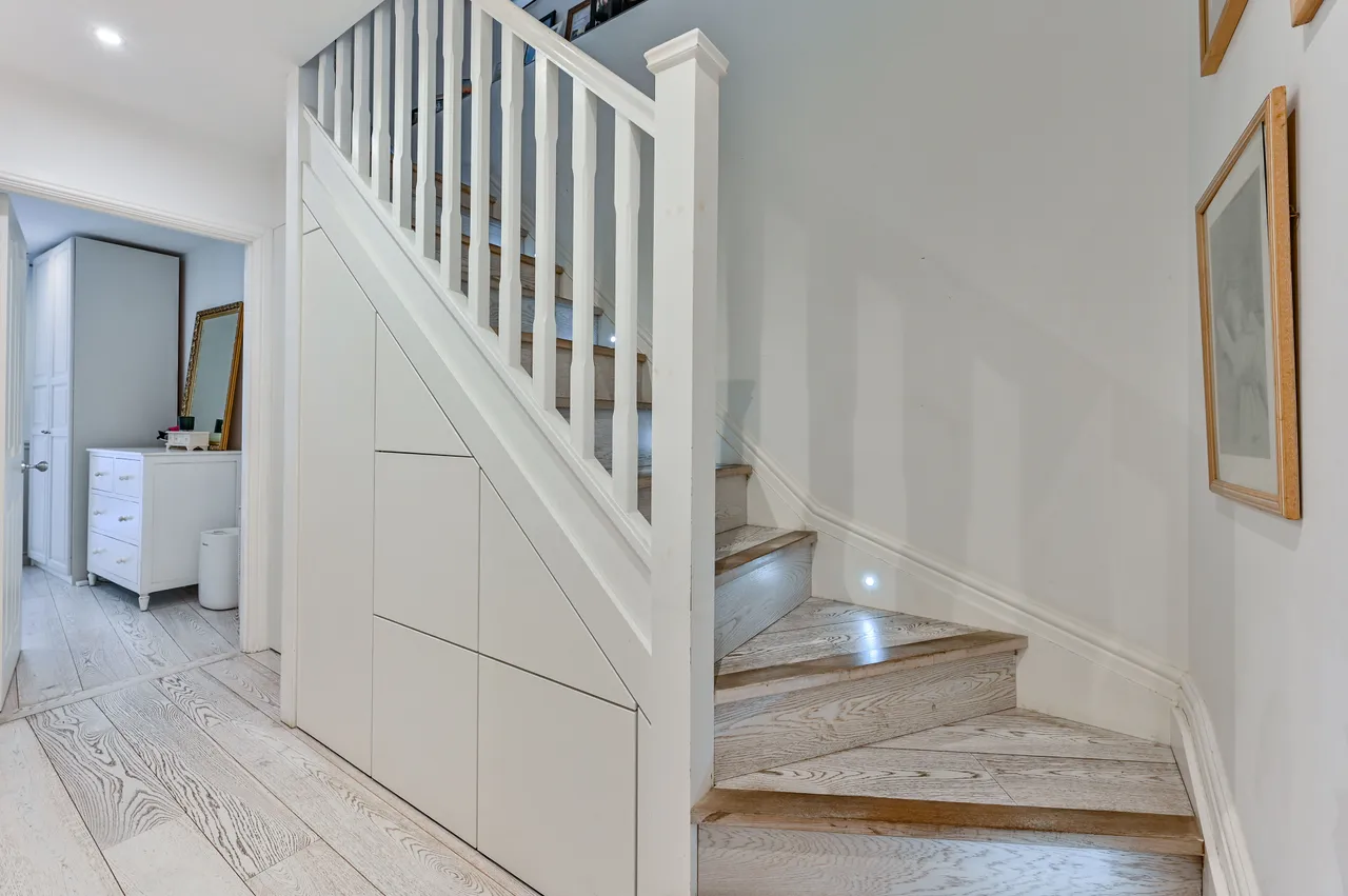 Ground Floor, 5 Albert Street, London, photo 8