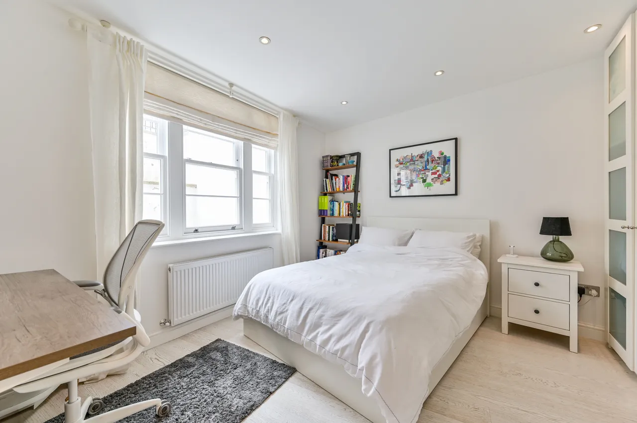 Ground Floor, 5 Albert Street, London, photo 6