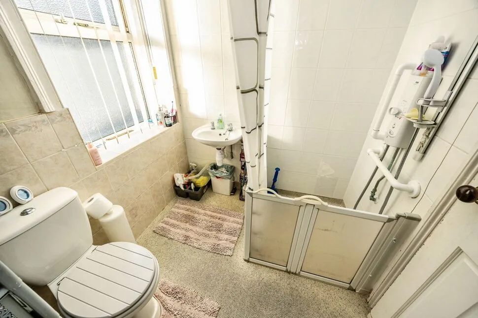 Spring Street, Huddersfield, West Yorkshire, HD1, photo 8