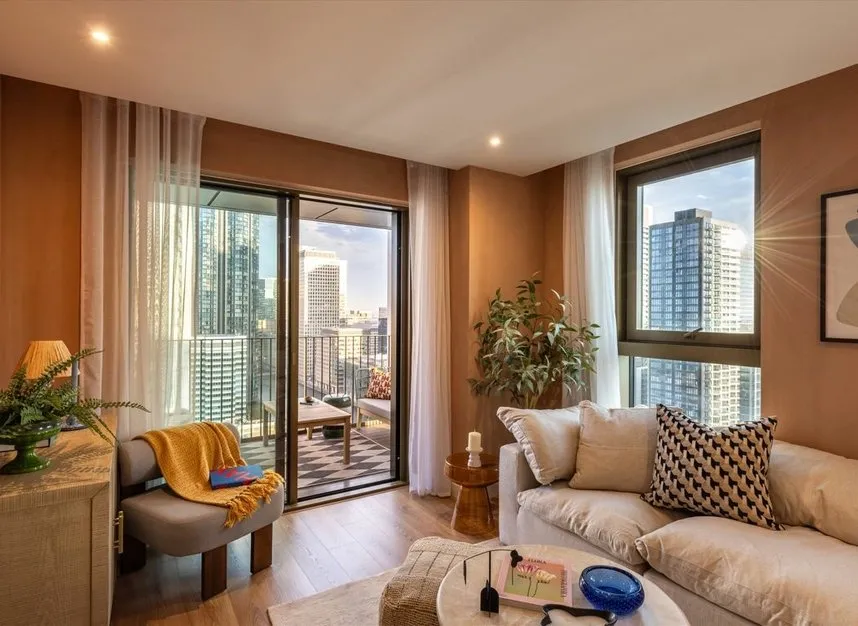 2 bed flat for sale, Marsh Wall, One Thames Quay, E14