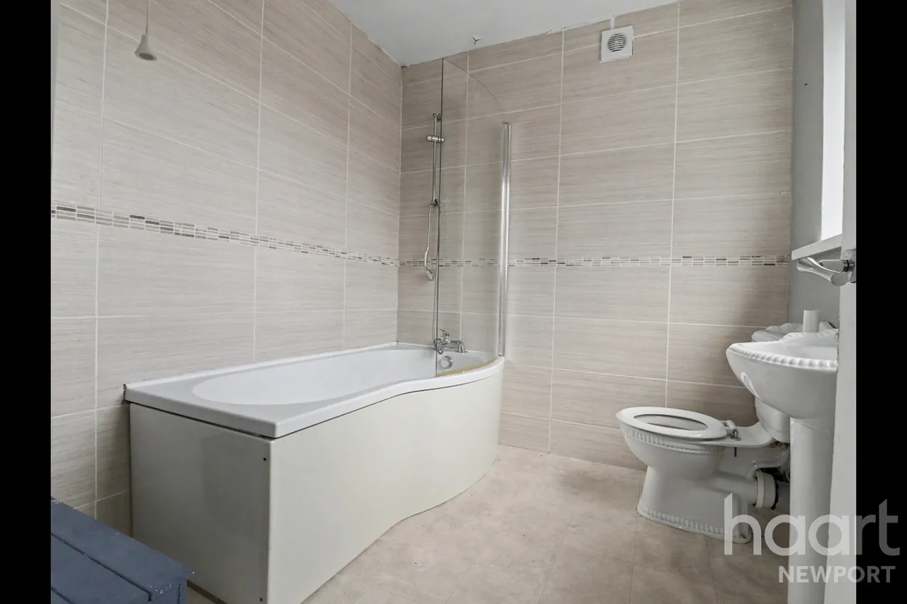Orchard Street, Newport, NP19, photo 12