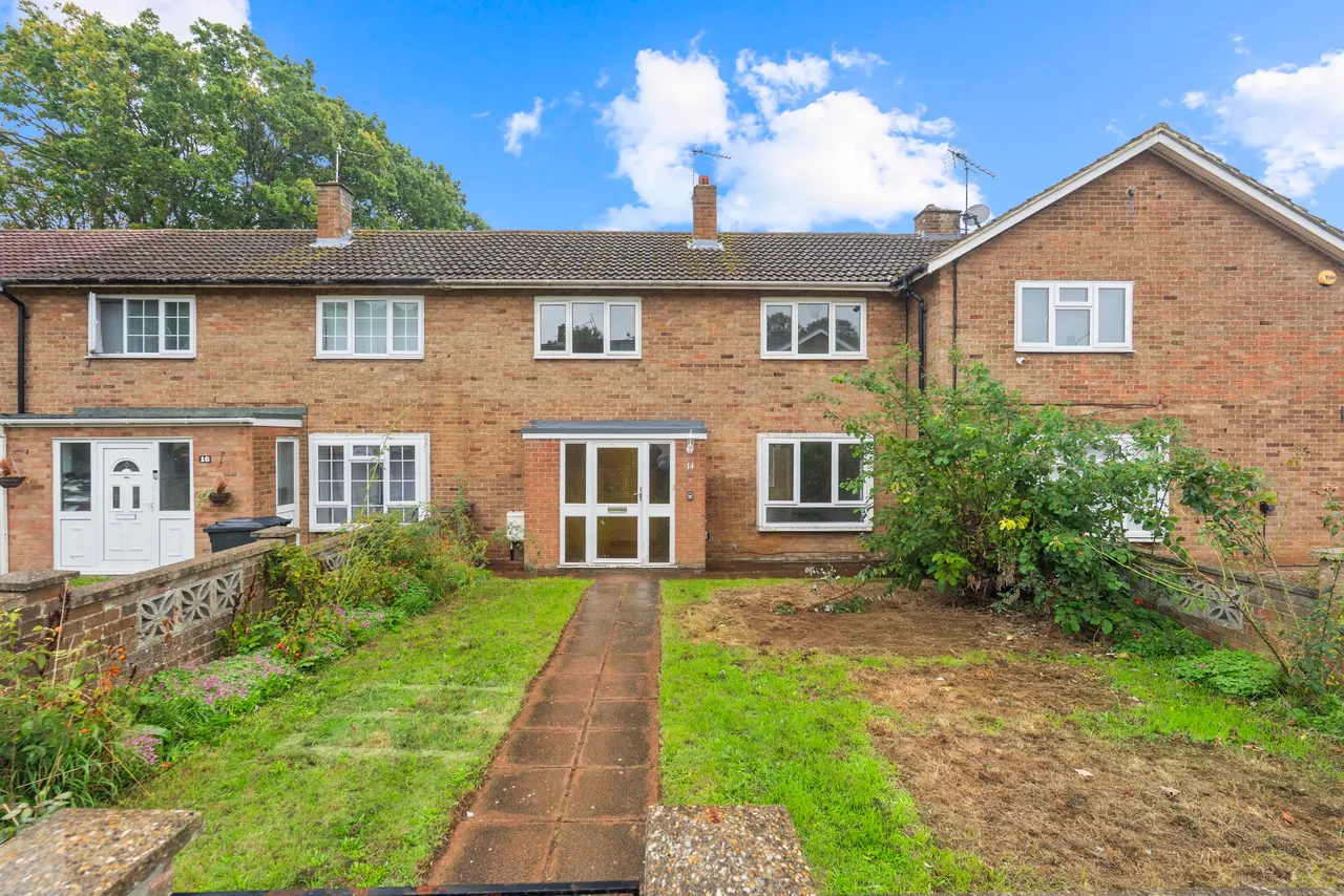 3 bed house for sale, Edgeworth Close, Stevenage, SG2