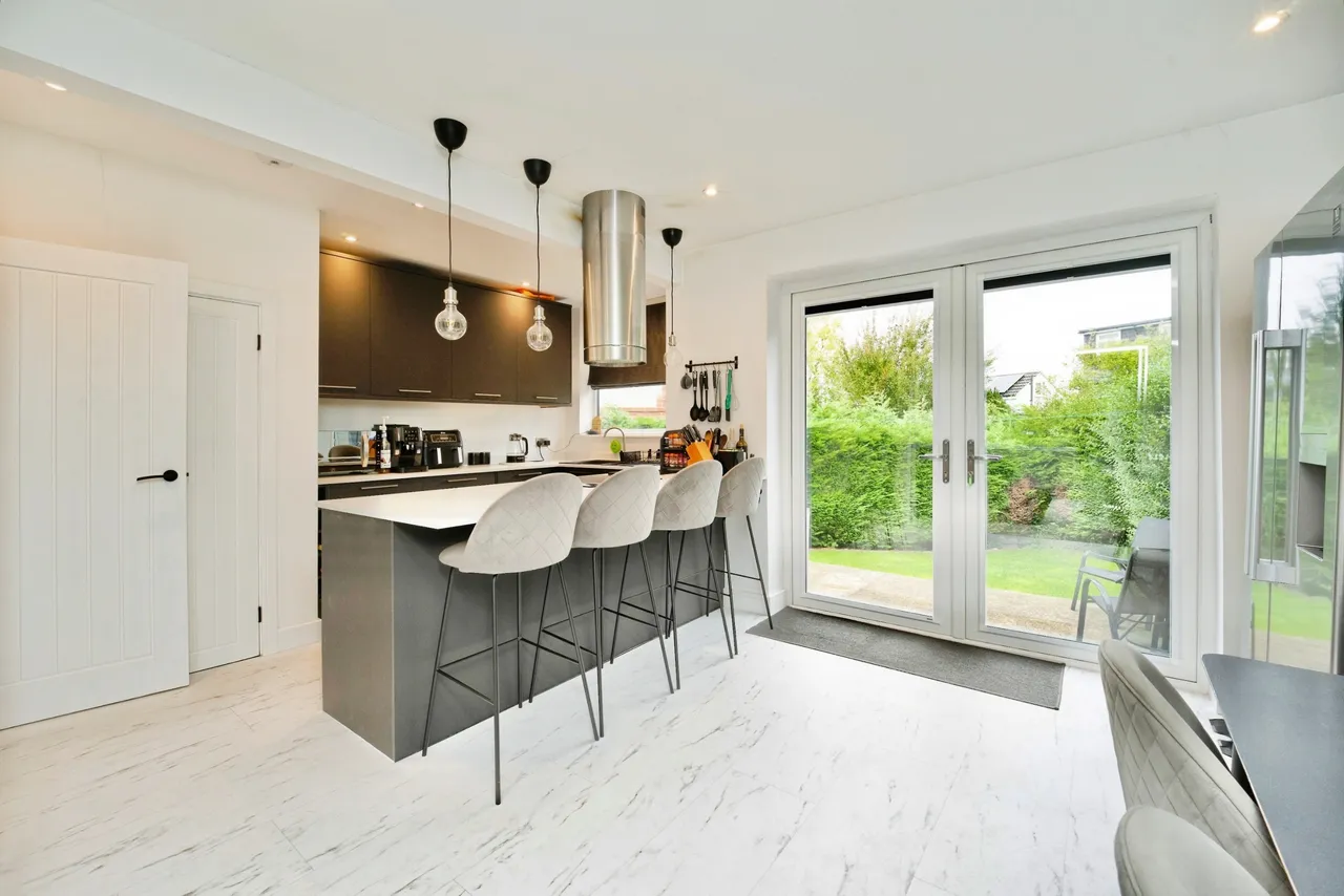 Summerfield Avenue, Leeds, LS13, photo 3
