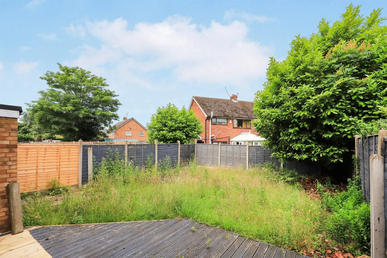 Cannock Road, Featherstone, WV10, photo 16