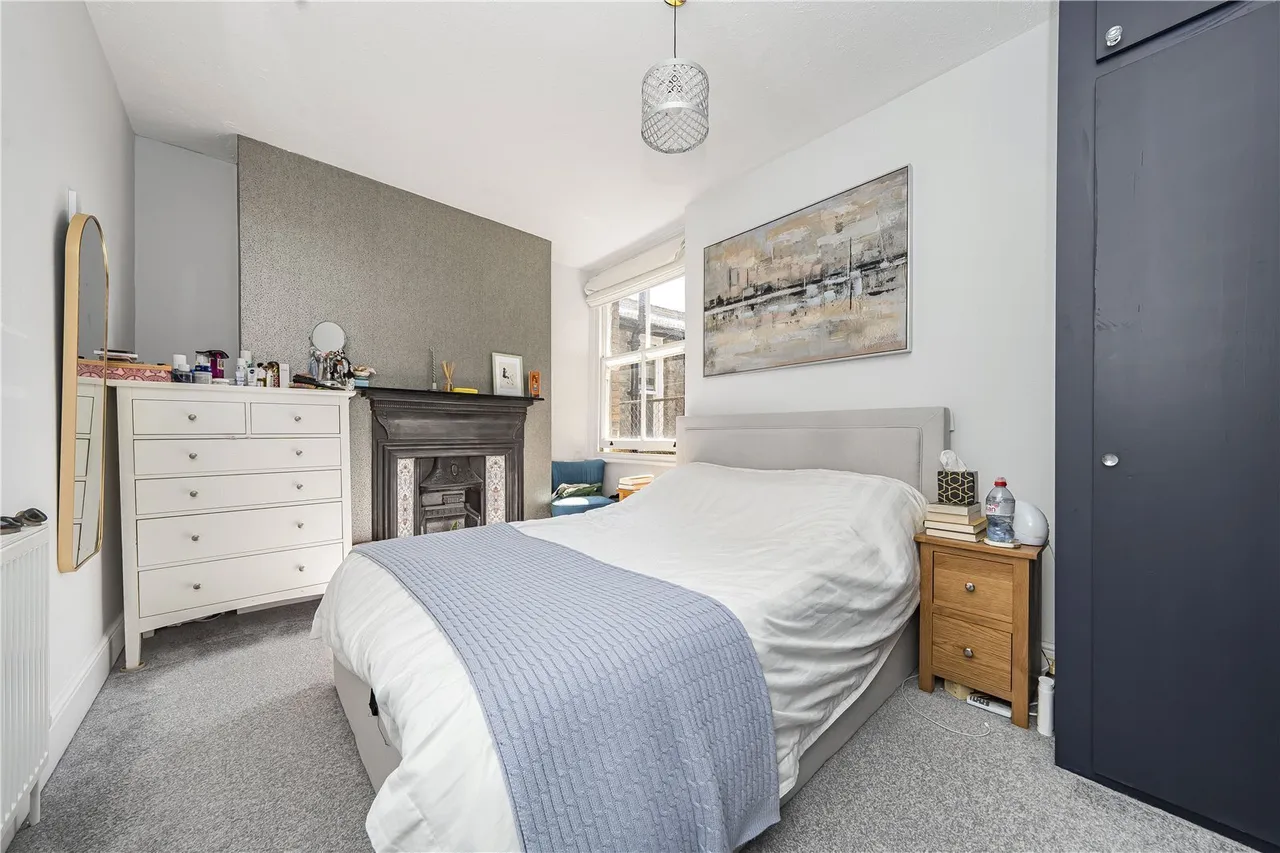 High Street, Teddington, TW11, photo 3