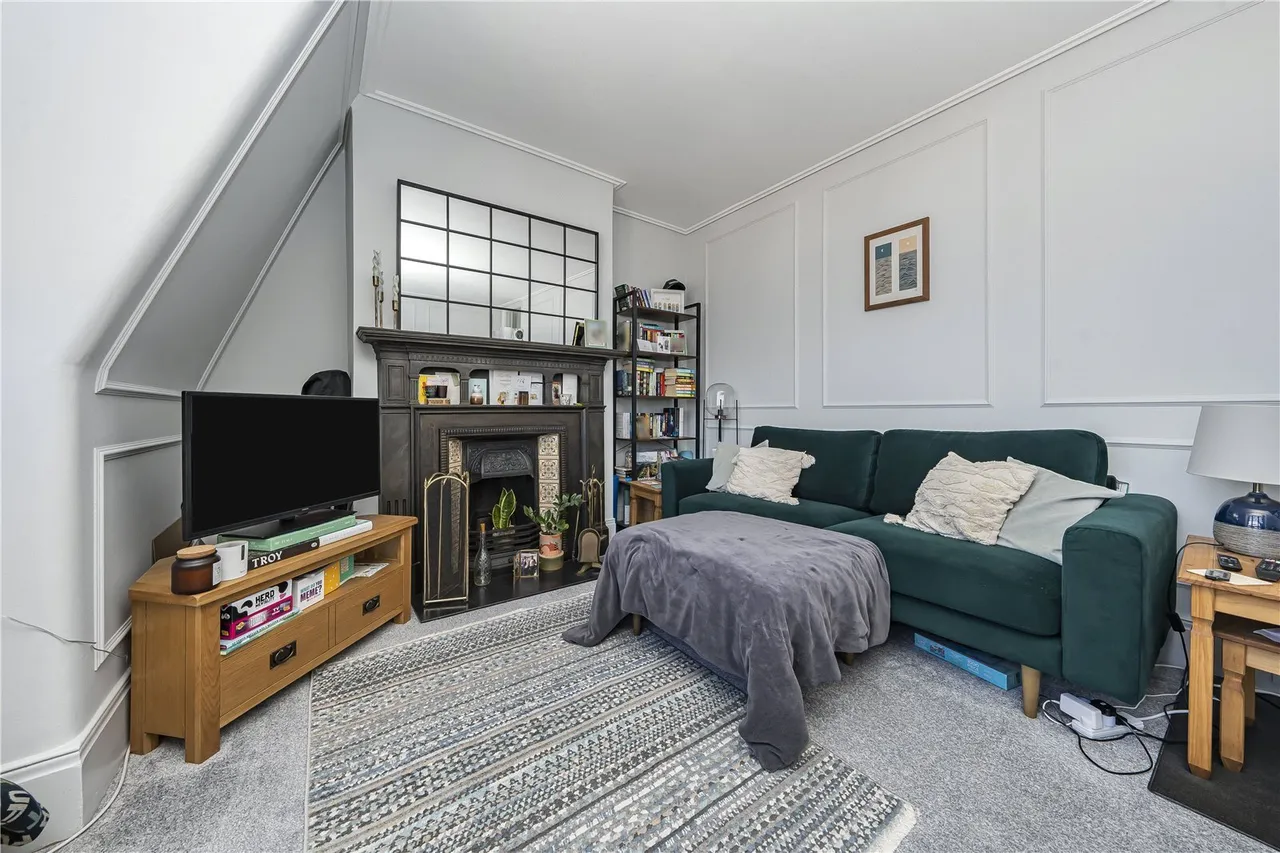 High Street, Teddington, TW11, photo 7