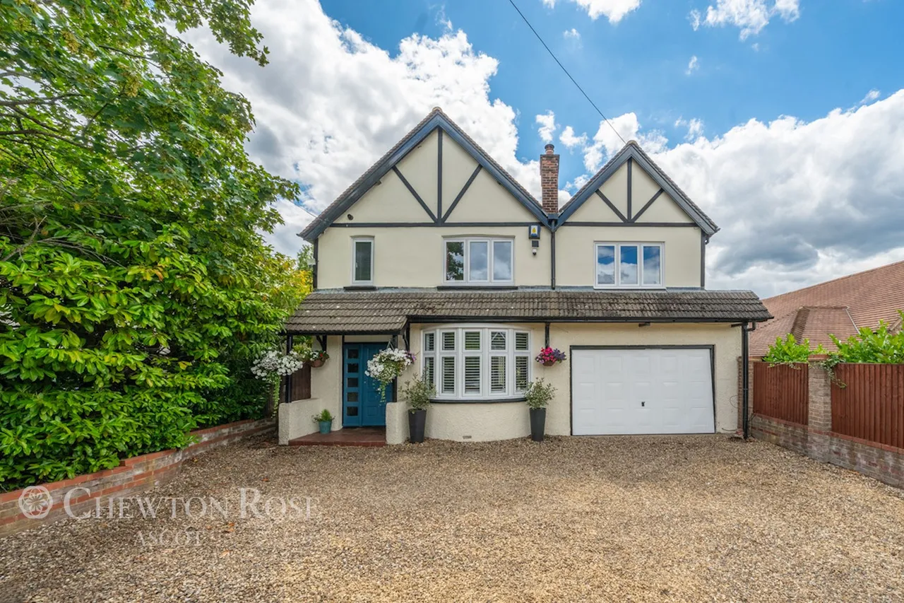 Sandhills Lane, Virginia Water, photo 18