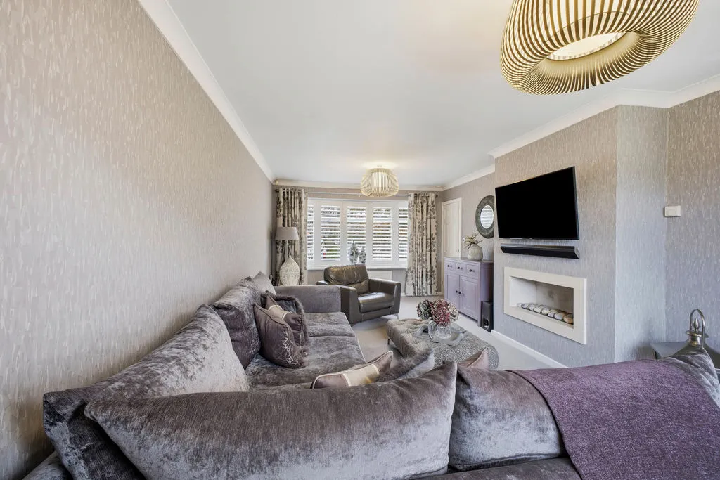 Alexander Drive Milnrow, Rochdale OL16 3LY, photo 7