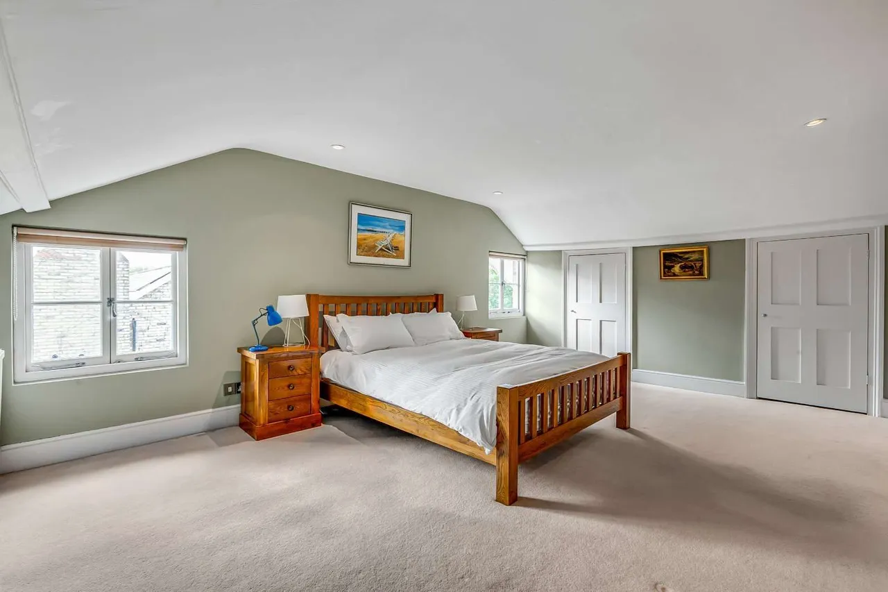 Hampton Court Road, East Molesey, Surrey, KT8 9BP, photo 10