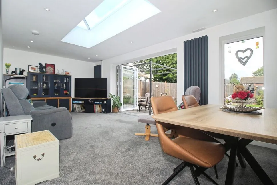 Grange Drive, Burbage, Leicestershire, LE10, photo 2