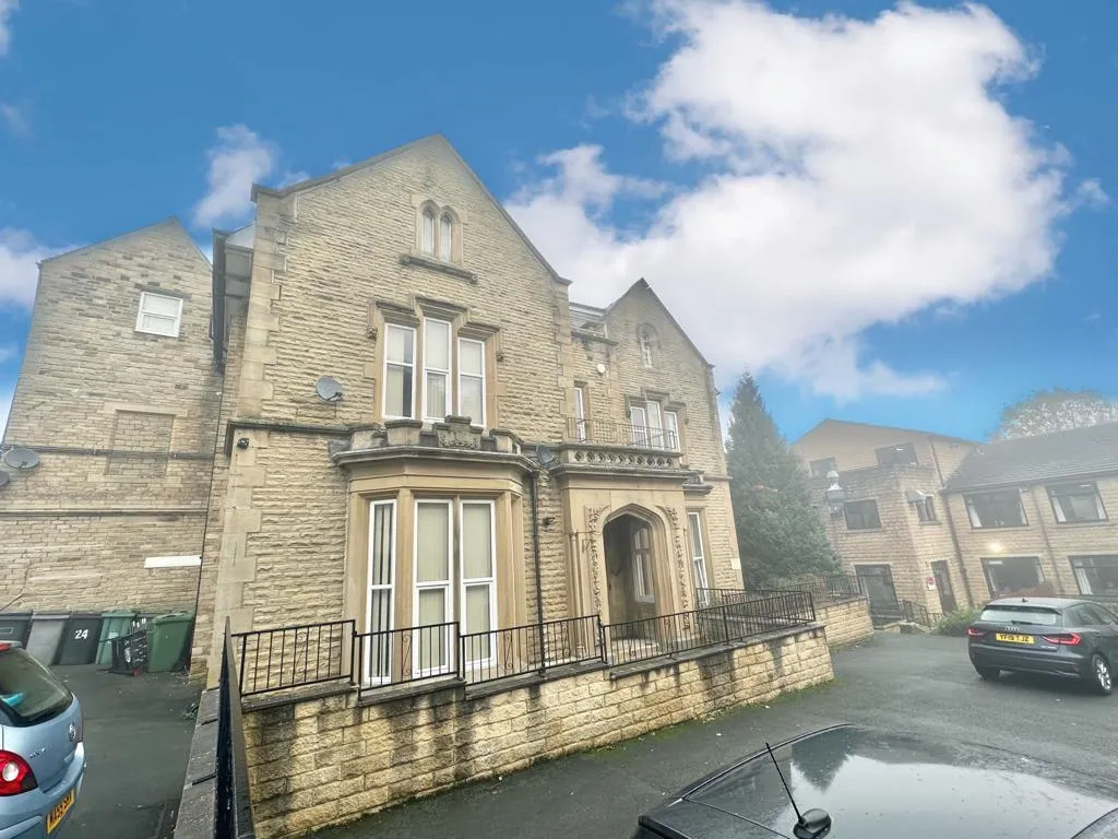 Redwing Crescent, HUDDERSFIELD, photo 7