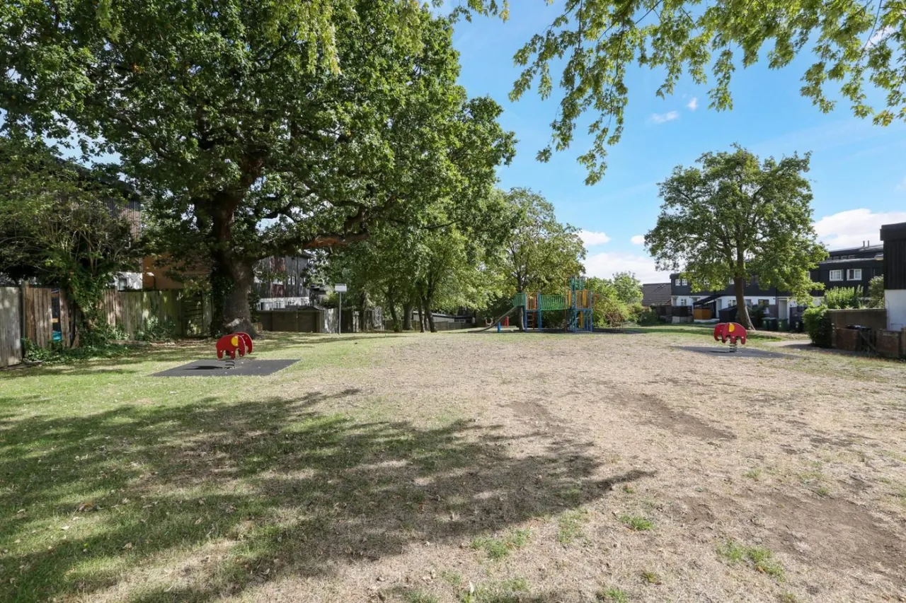 Brockley Park, London, SE23, photo 14
