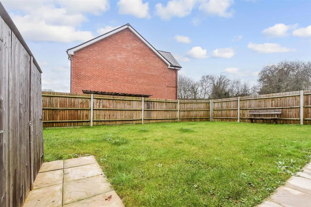 Ransley Field, High Halden, TN26, photo 13