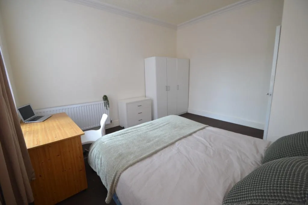 Henry Road, West Bridgford, NG2, photo 5