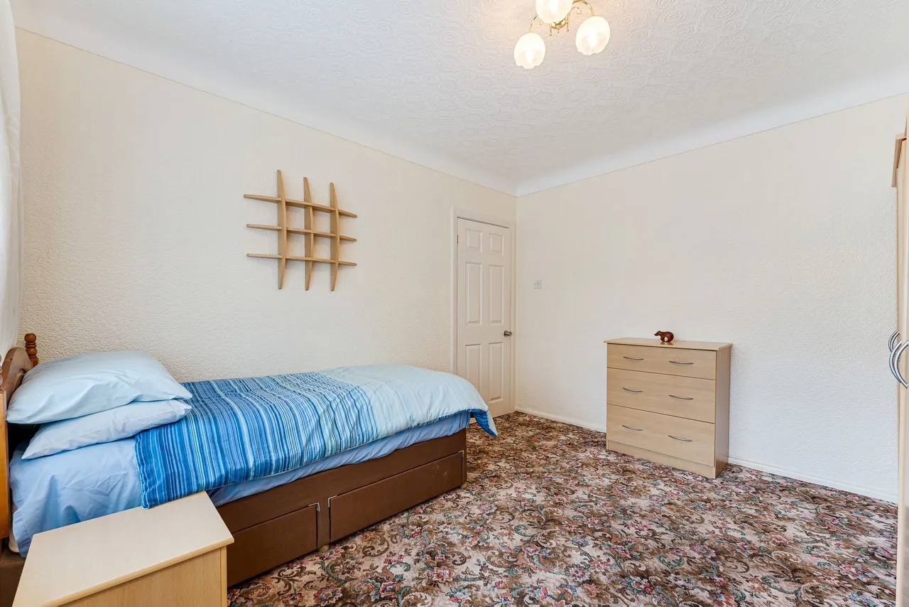 Addison Square, Widnes, WA8 7DF, photo 15