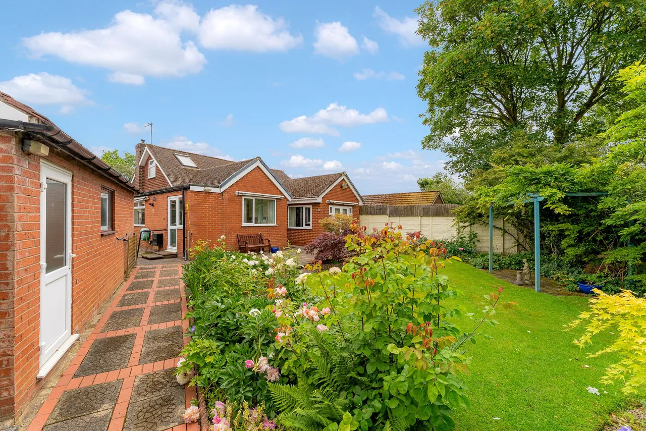 Addison Square, Widnes, WA8 7DF, photo 25