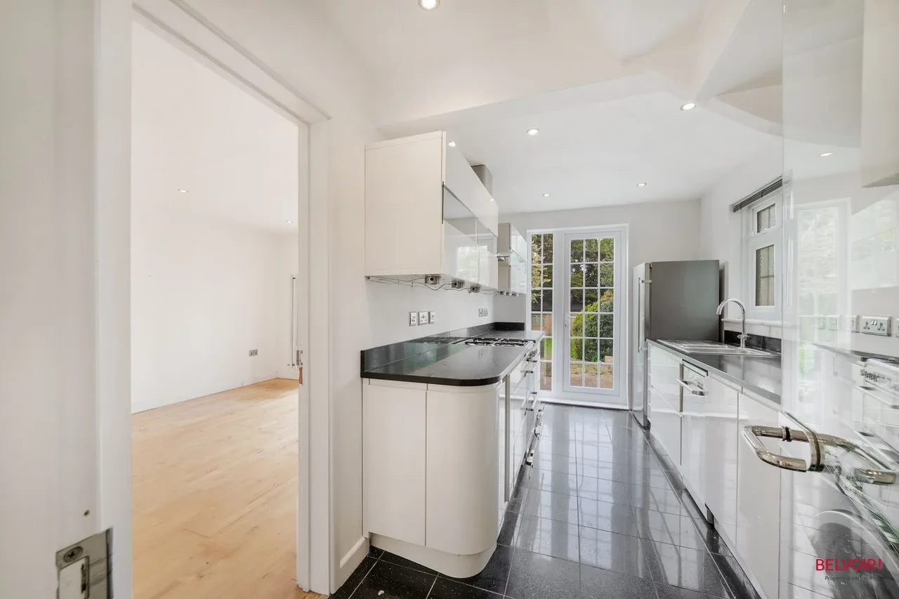 Halliwick Road, London, N10, photo 5