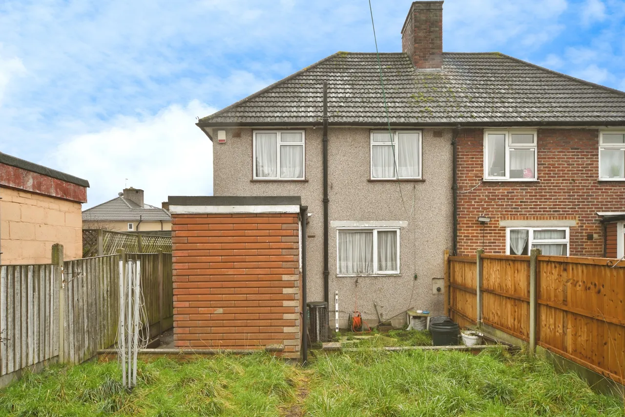 Marlborough Road, Dagenham, RM8, photo 19
