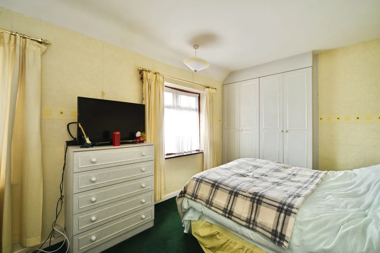 Marlborough Road, Dagenham, RM8, photo 15