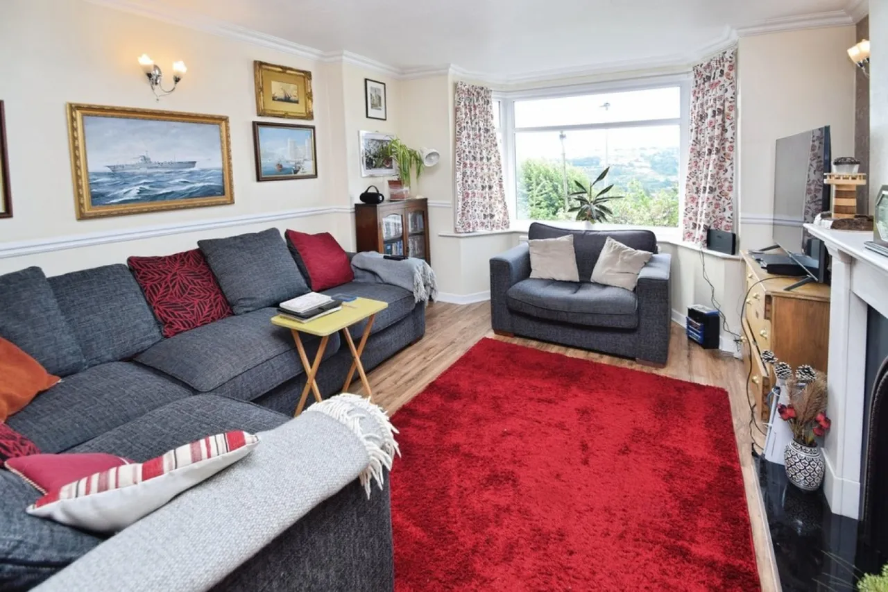 Riddlesden, Keighley, West Yorkshire, photo 6