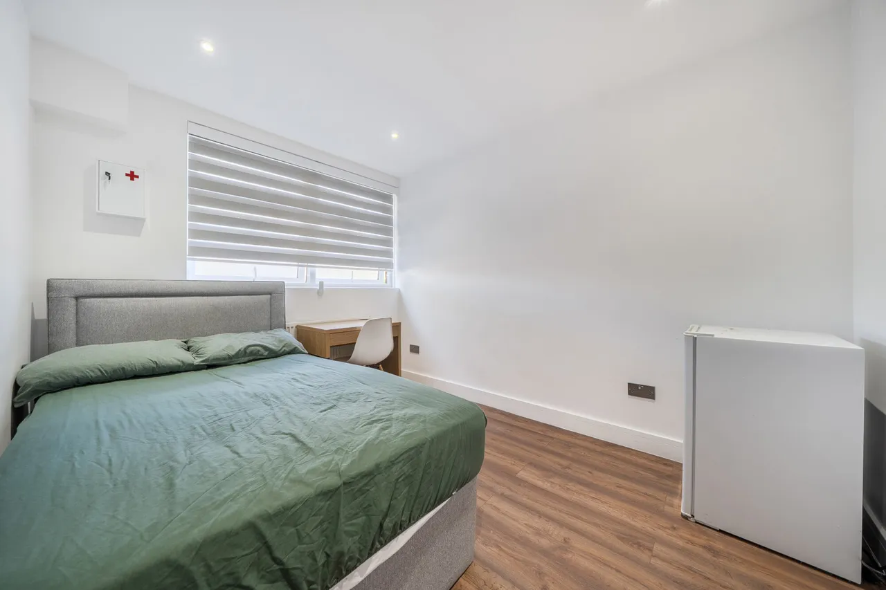 Hoyland Close, London, SE15, photo 3