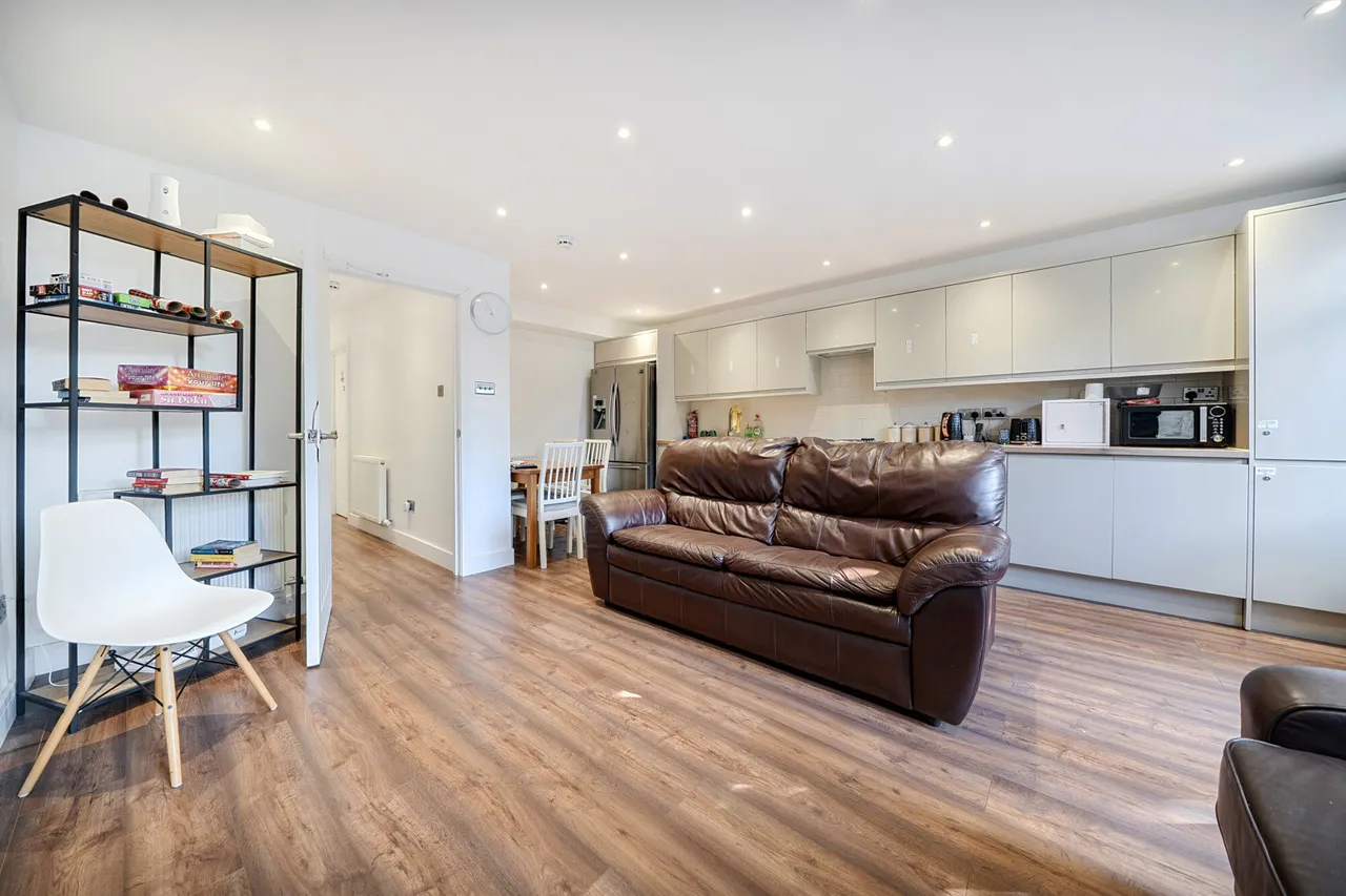 5 bed house for sale, Hoyland Close, London, SE15