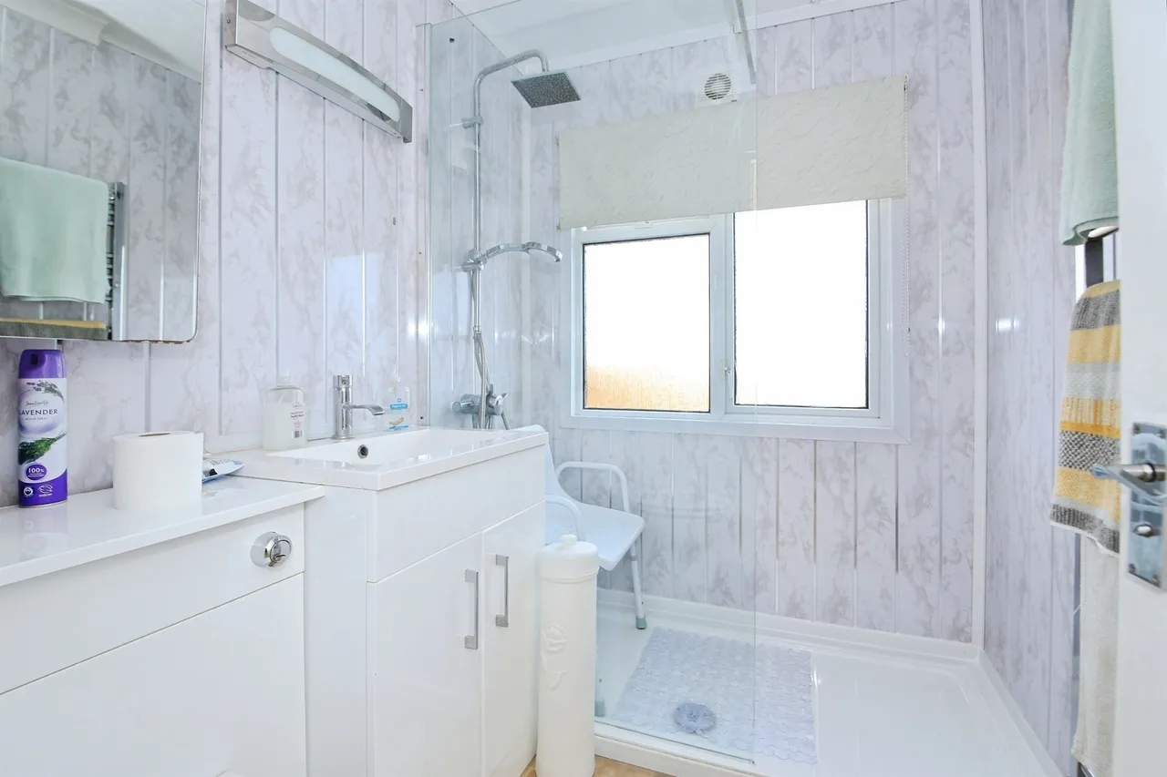 Thorney Road, Eye, PE6, photo 12