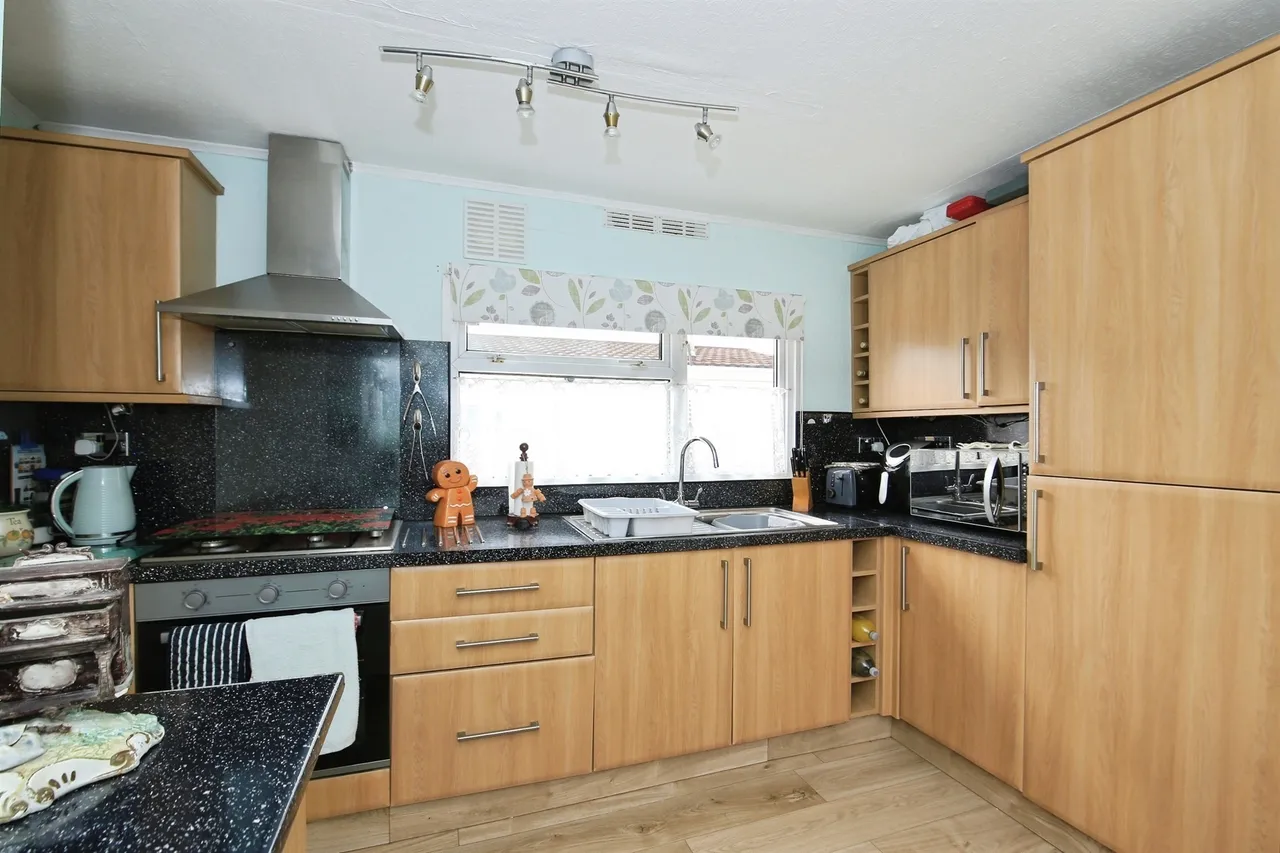 Thorney Road, Eye, PE6, photo 5