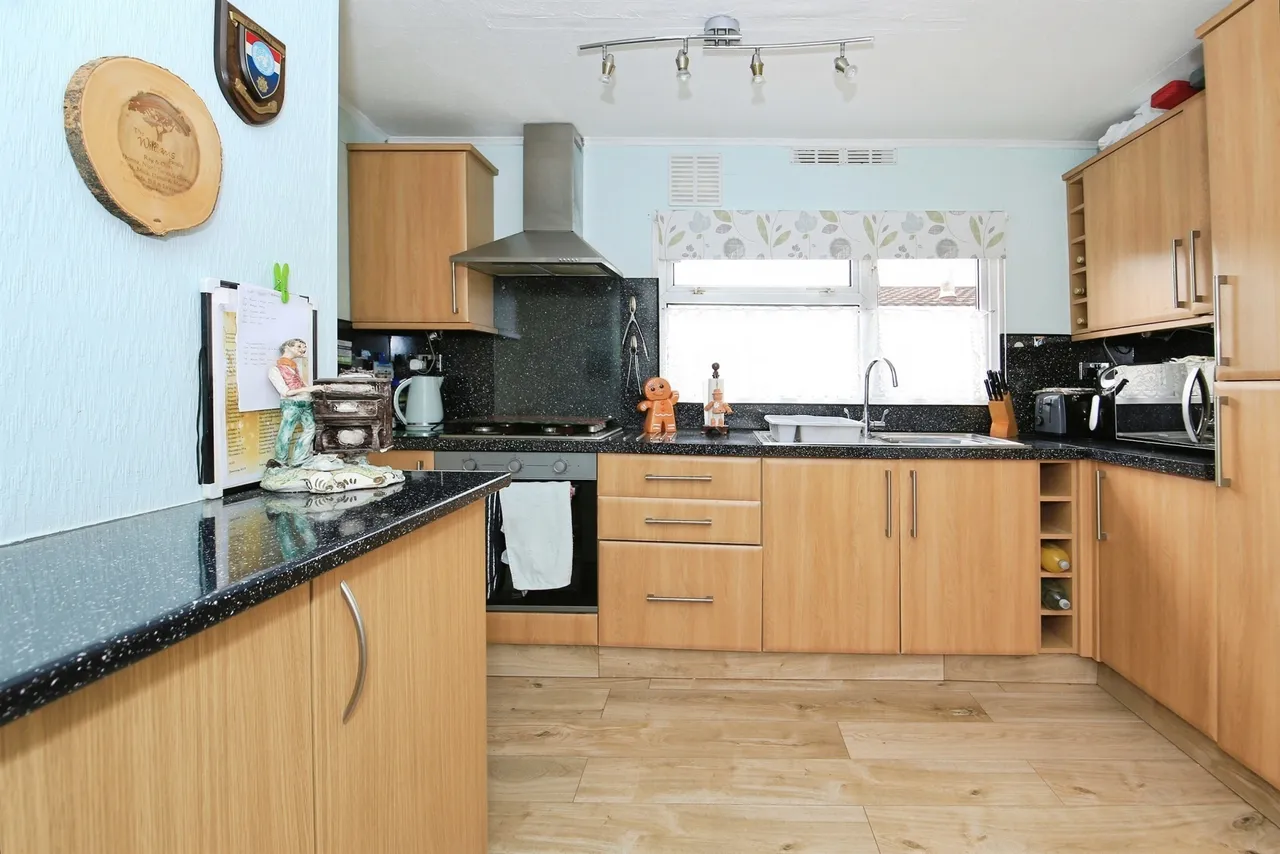 Thorney Road, Eye, PE6, photo 3