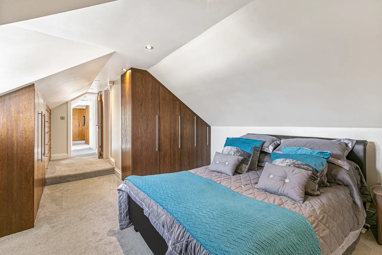Rusham Road, Egham, TW20, photo 6