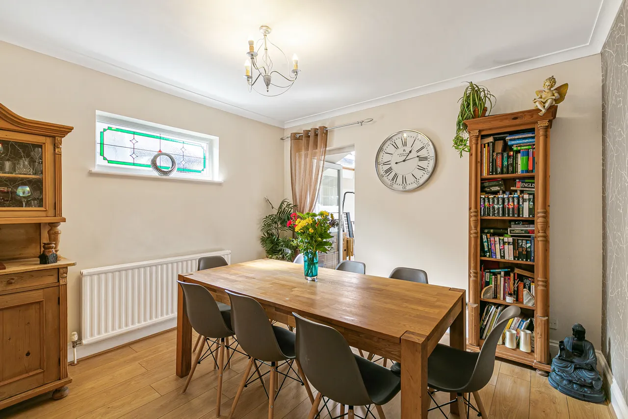 Rusham Road, Egham, TW20, photo 13