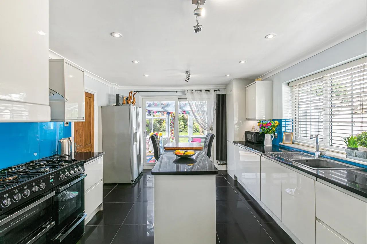 Rusham Road, Egham, TW20, photo 3