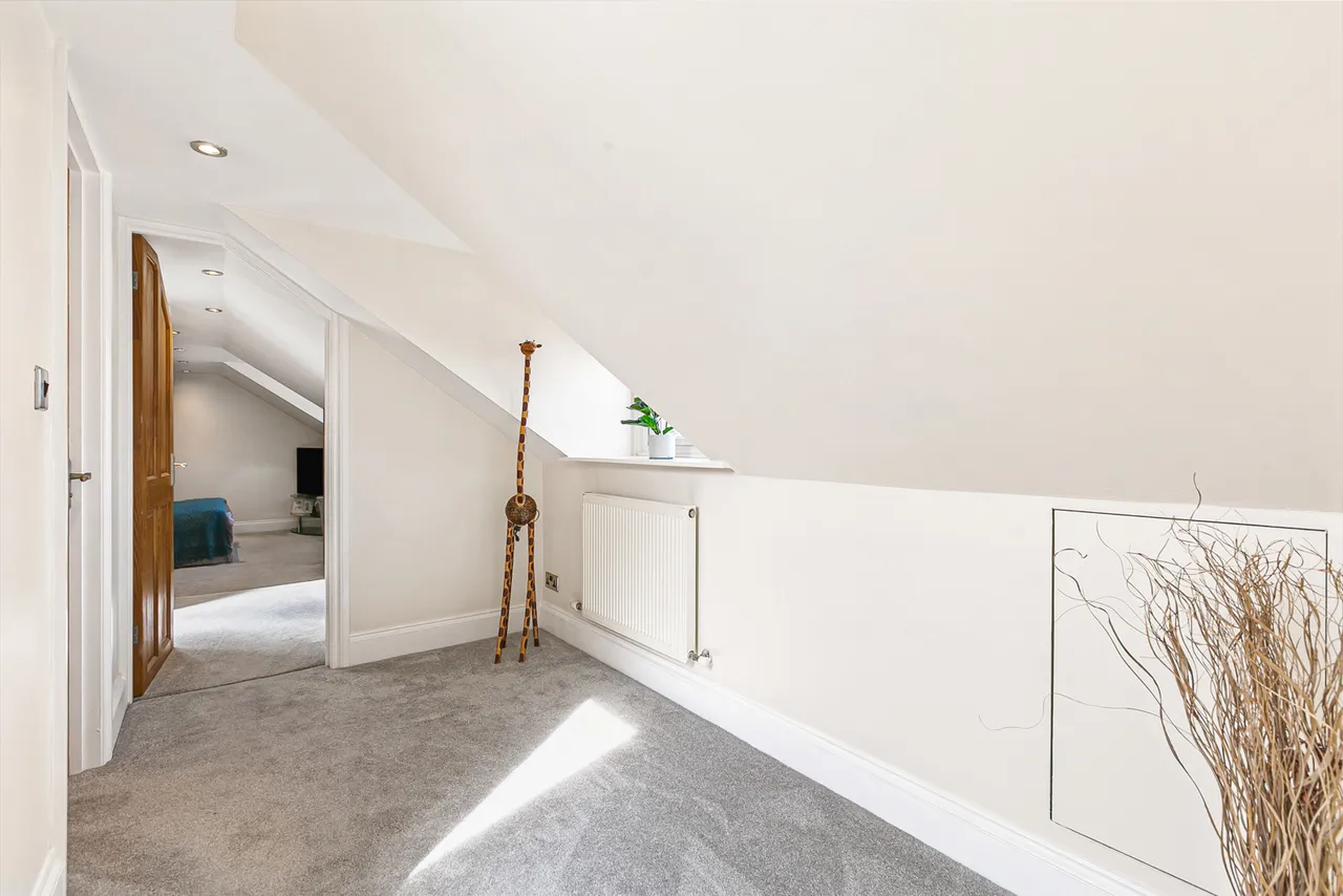 Rusham Road, Egham, TW20, photo 19