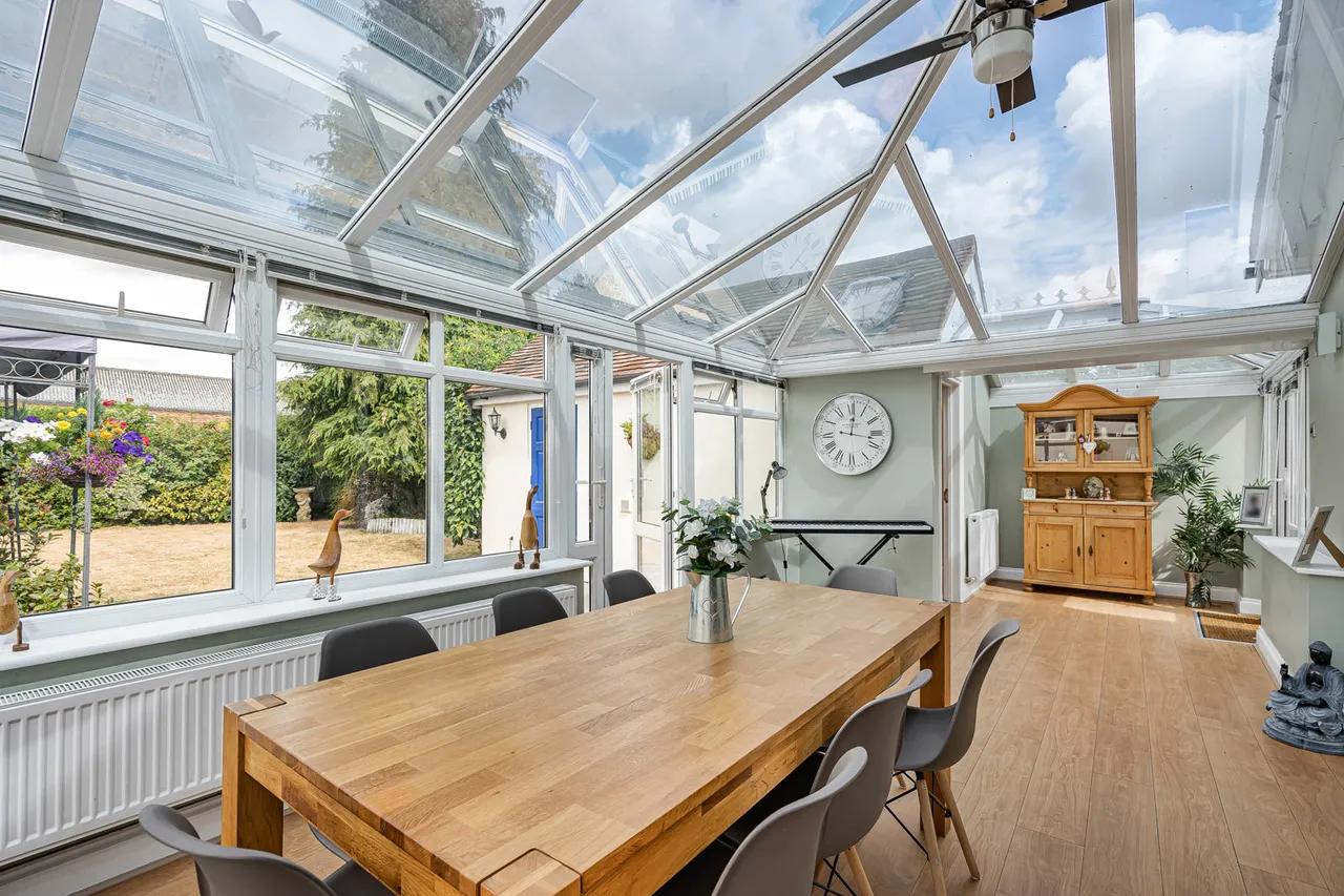 Rusham Road, Egham, TW20, photo 45