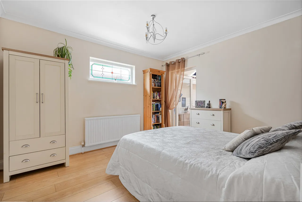 Rusham Road, Egham, TW20, photo 38