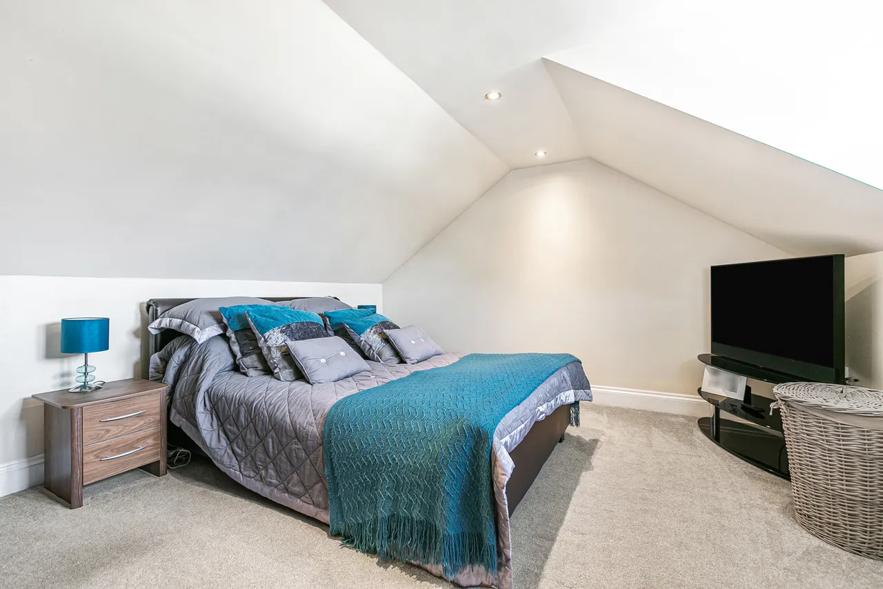 Rusham Road, Egham, TW20, photo 15