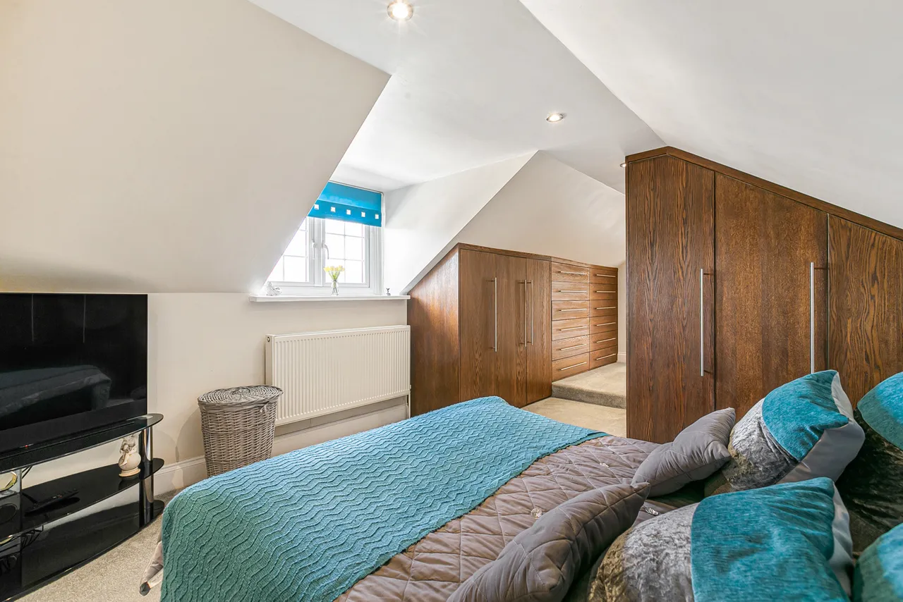 Rusham Road, Egham, TW20, photo 16