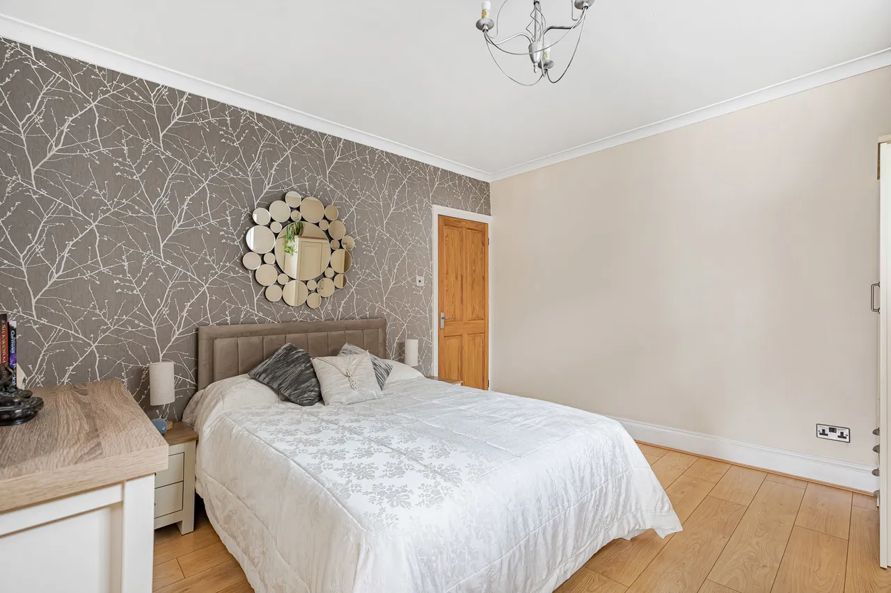 Rusham Road, Egham, TW20, photo 39