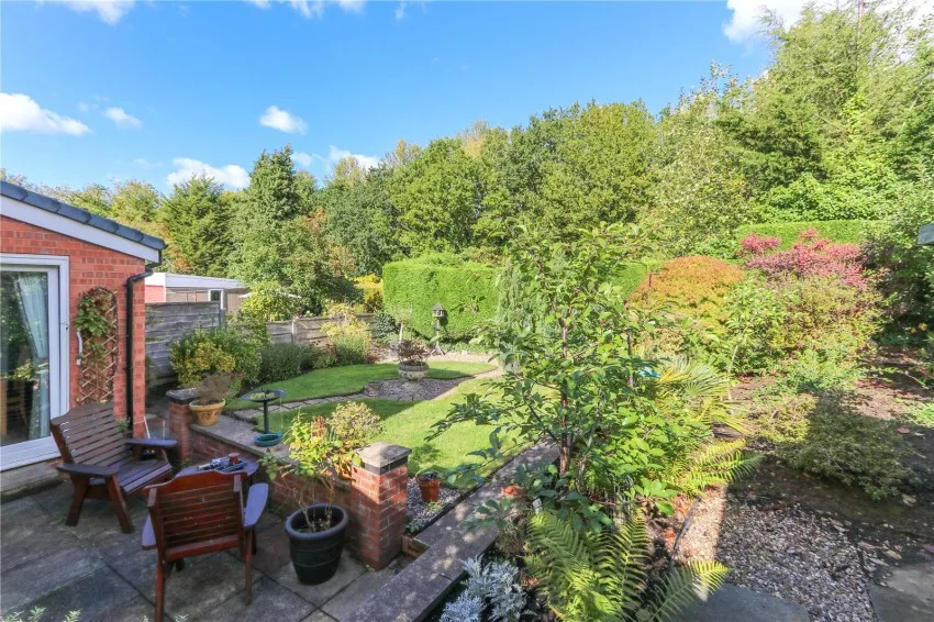 Saville Road, Gatley, photo 10