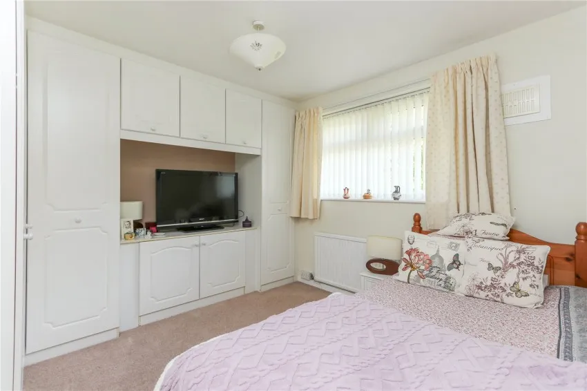 Saville Road, Gatley, photo 6