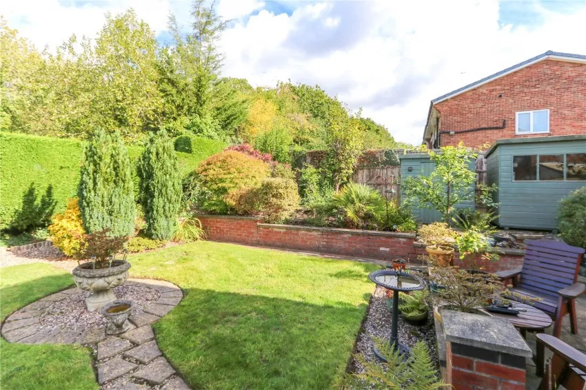 Saville Road, Gatley, photo 8