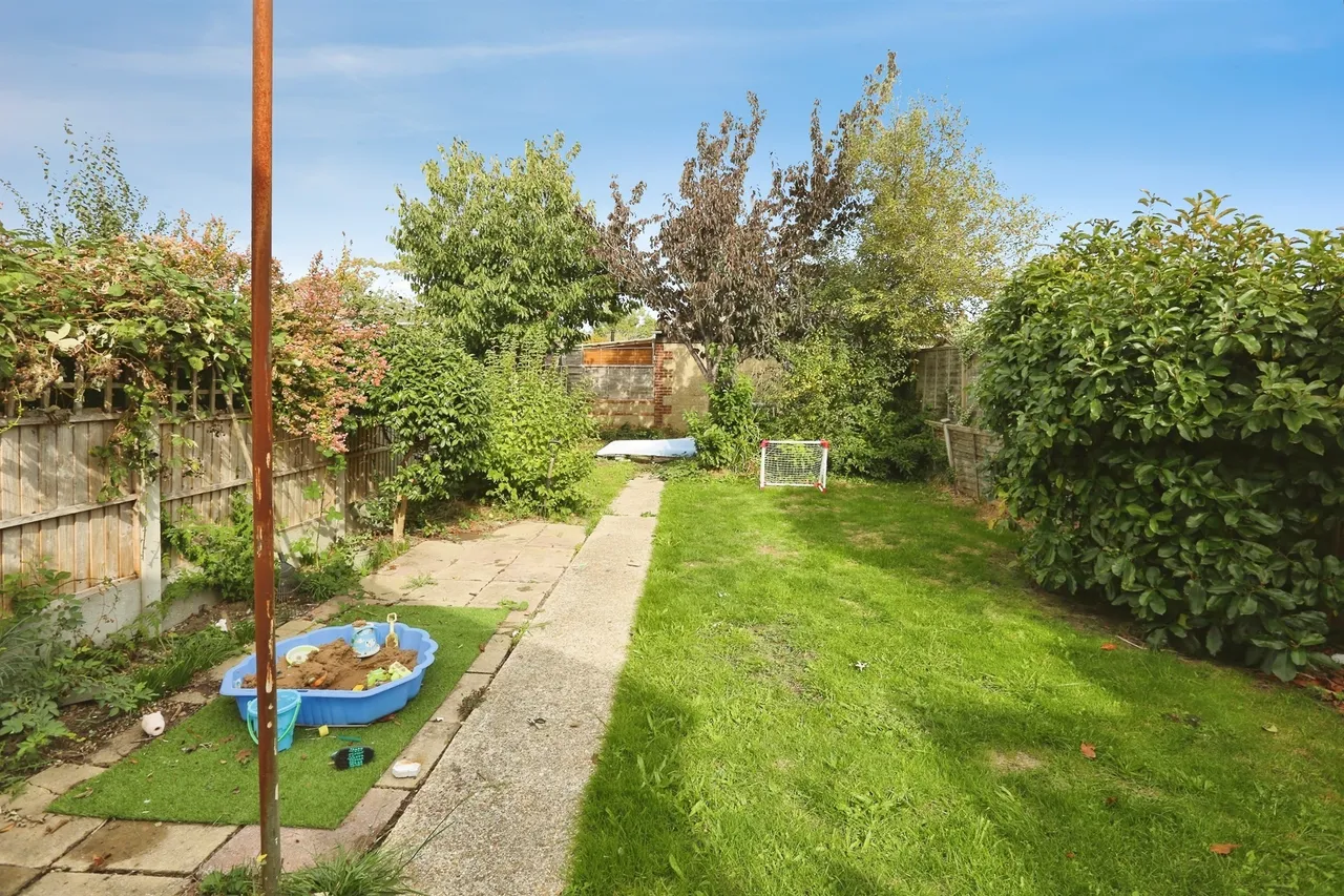 Braemar Road, Gosport, photo 11