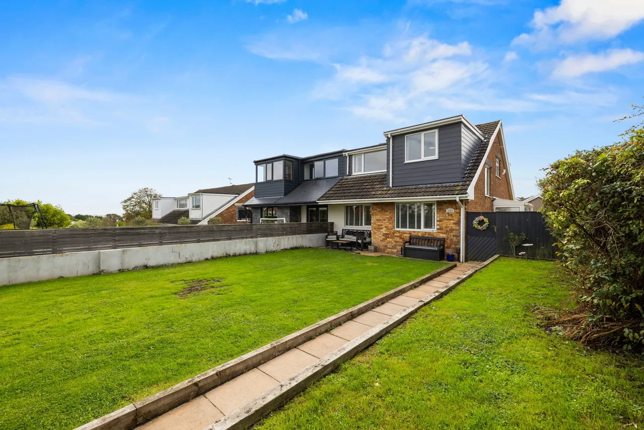 West Cross Lane, West Cross, SA3, photo 31